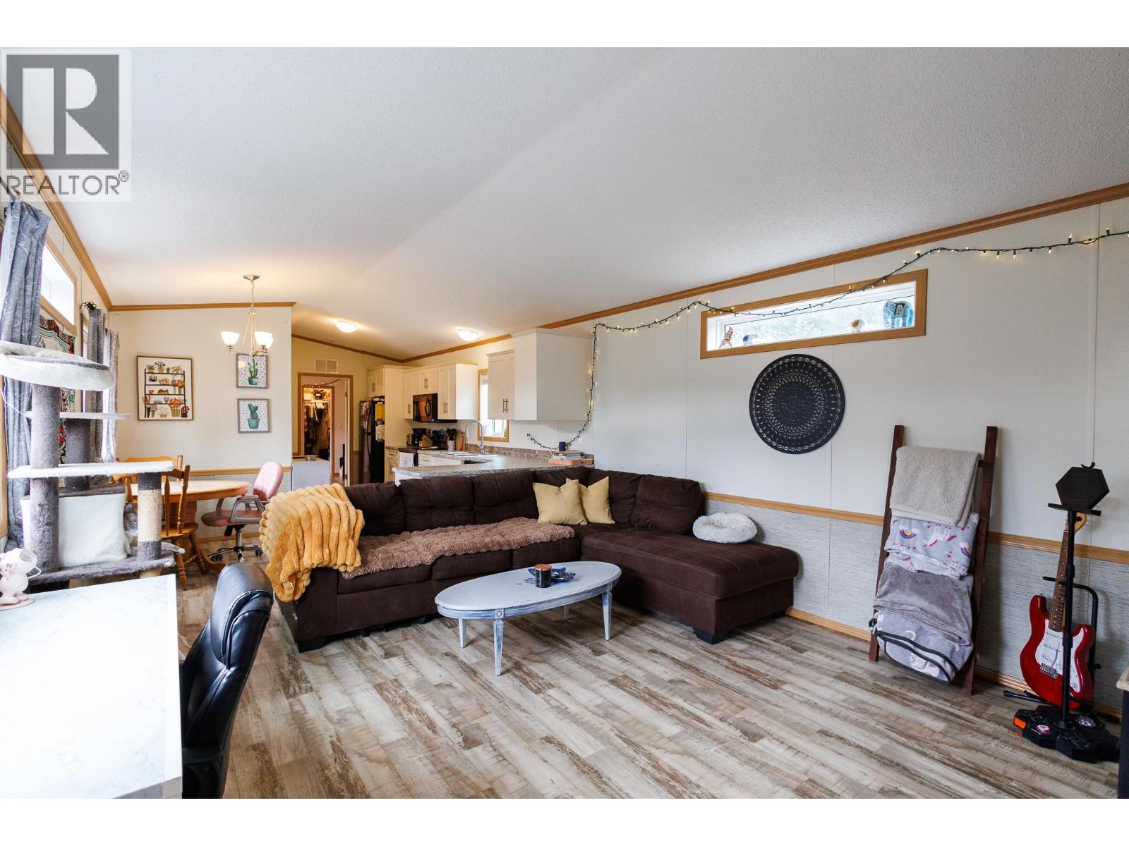 #26 5204 ACKROYD STREET - 8
