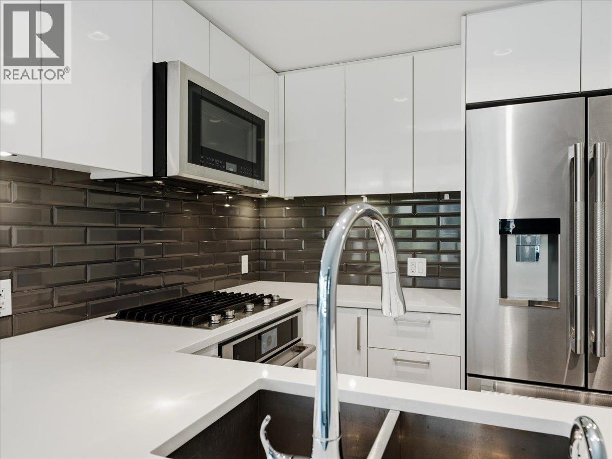2 Bed, 2 Bath Apartment for Sale in Vancouver – 302 8533 RIVER DISTRICT CROSSING, Vancouver – MLS# R3141363 - Image 12