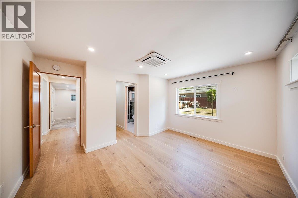 53 Hazlewood Drive - 13