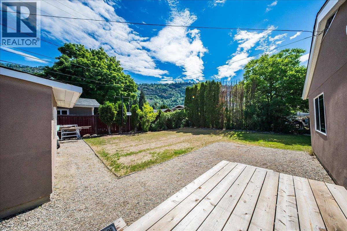 53 Hazlewood Drive - 39