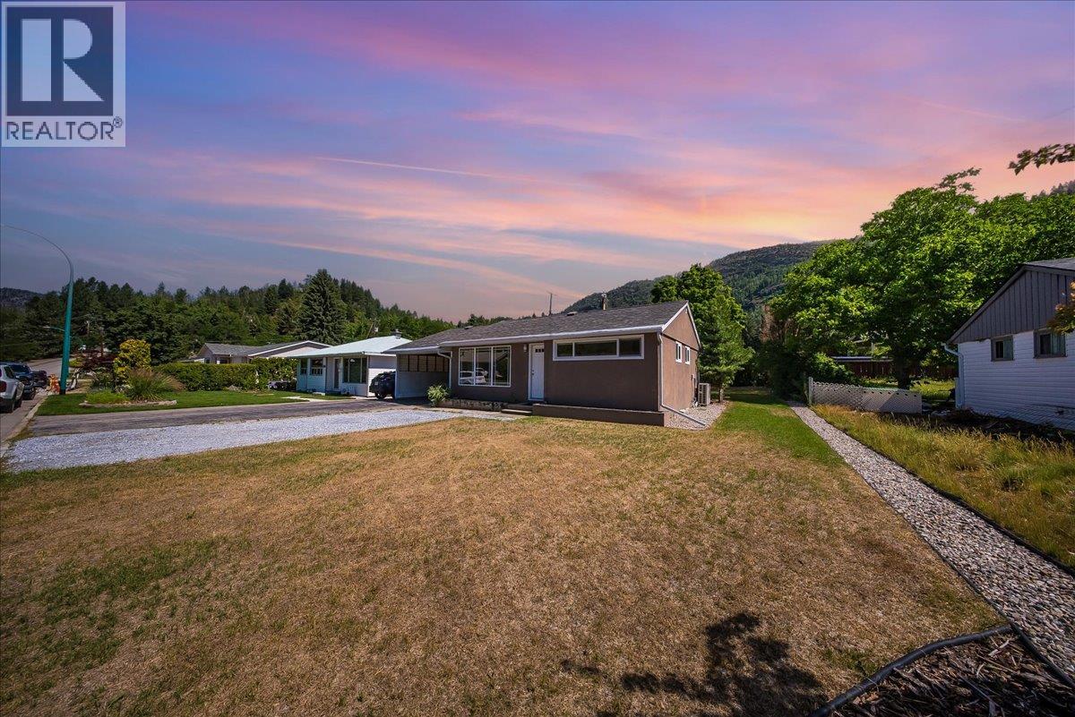 53 Hazlewood Drive - 1