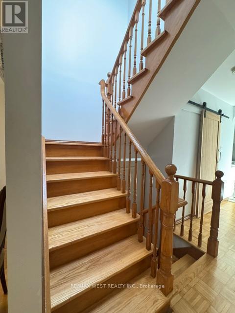 16 ARMSTRONG AVENUE - 6