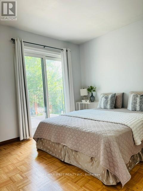 16 ARMSTRONG AVENUE - 27