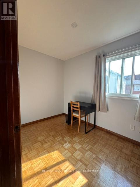 16 ARMSTRONG AVENUE - 23