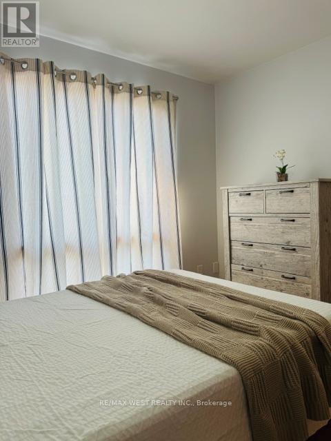 16 ARMSTRONG AVENUE - 26
