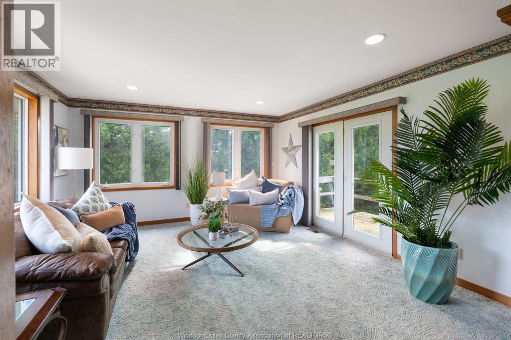 575 Talbot ROAD East - 16