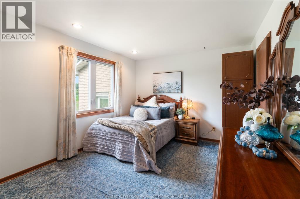 575 Talbot ROAD East - 18