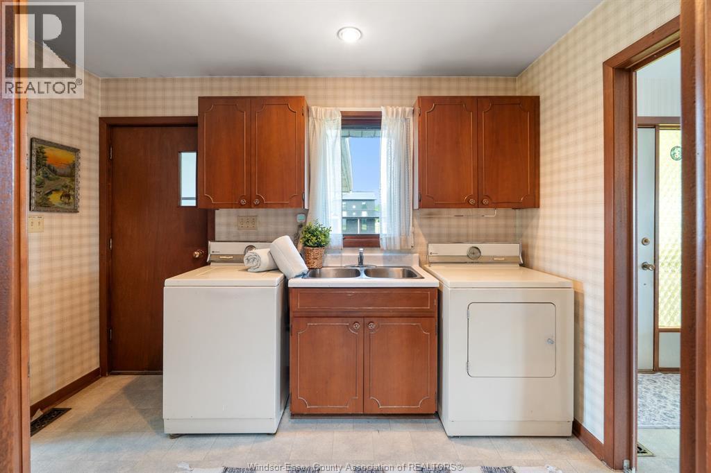 575 Talbot ROAD East - 25