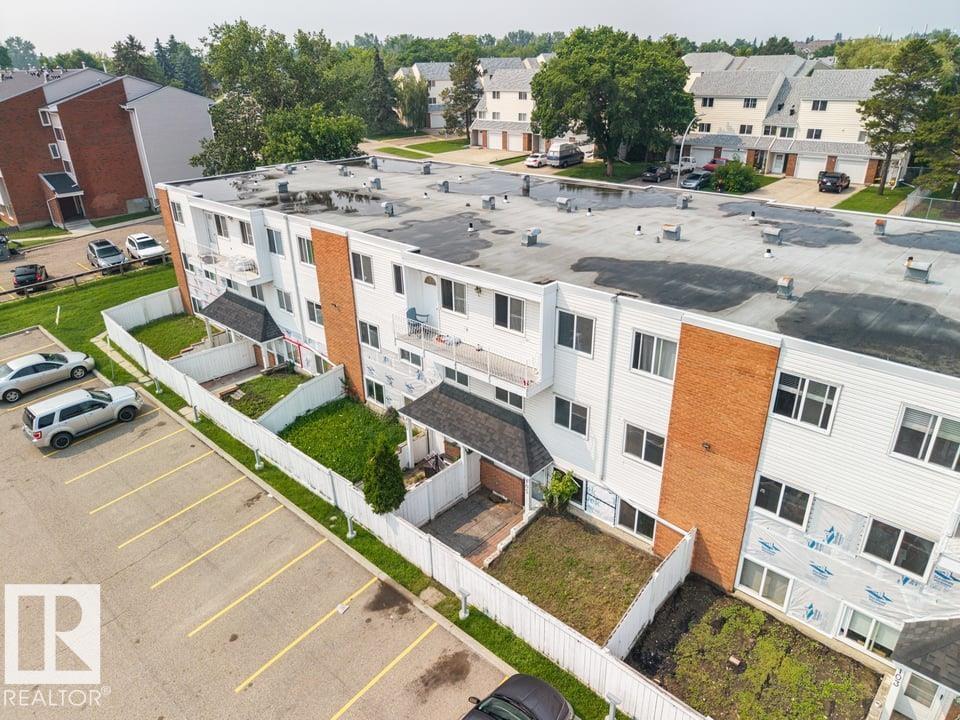#105 14530 52 ST NW - 24