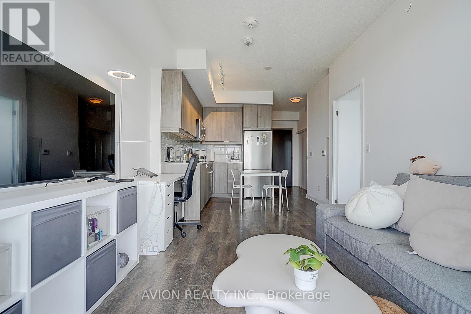 #3103 32 FOREST MANOR ROAD - 19