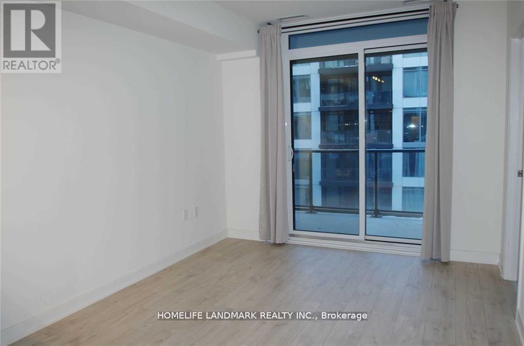 #1113 27 BATHURST STREET - 12