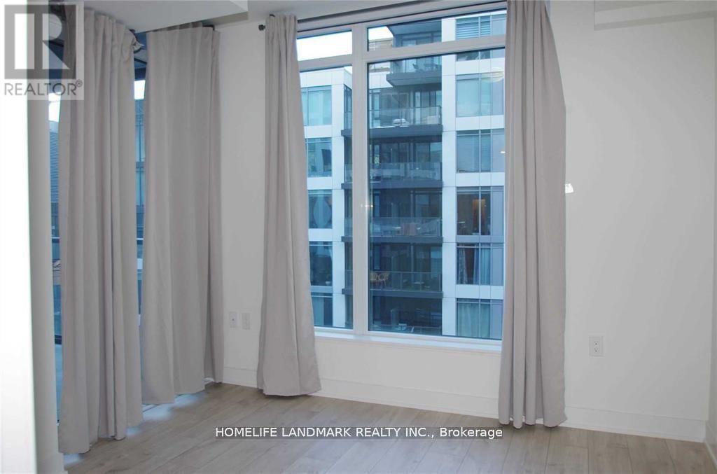 #1113 27 BATHURST STREET - 13