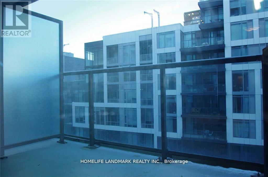 #1113 27 BATHURST STREET - 22