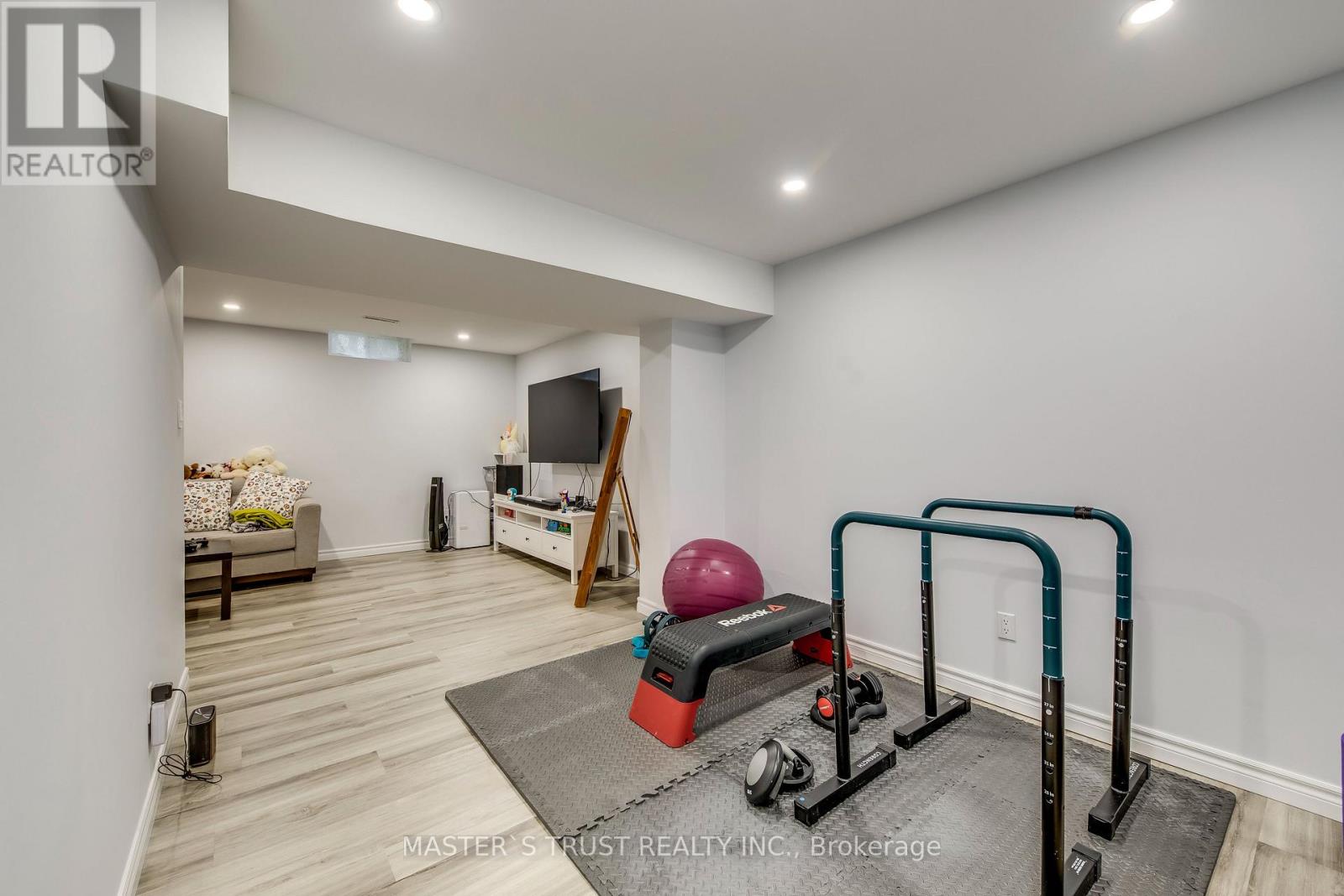 5428 EDENCROFT CRESCENT - 39
