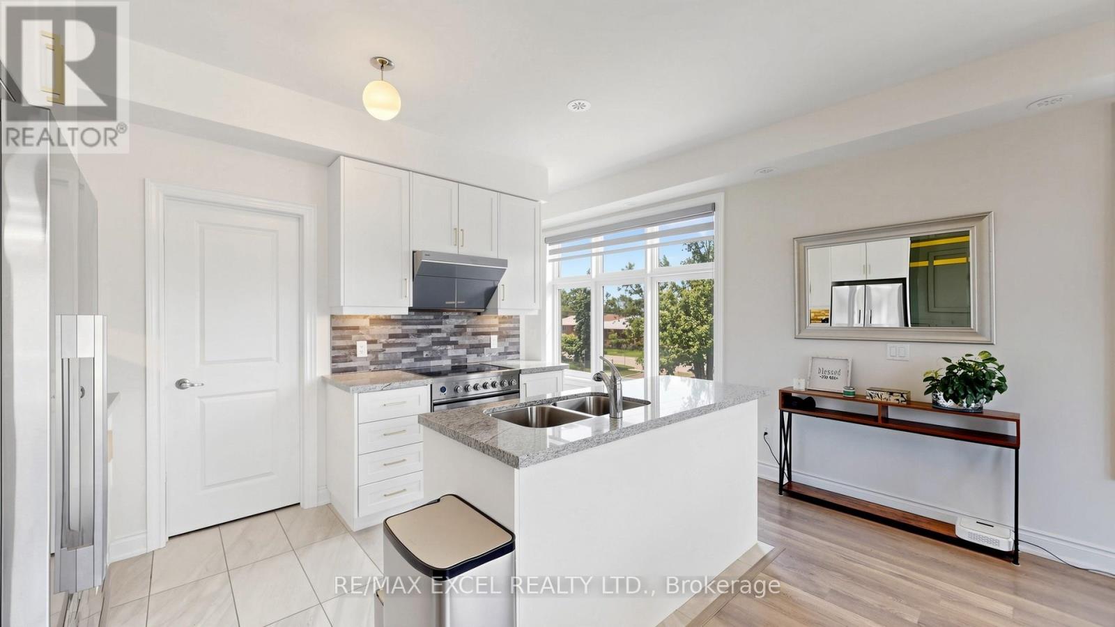 #1 2A MUIR AVENUE - 16