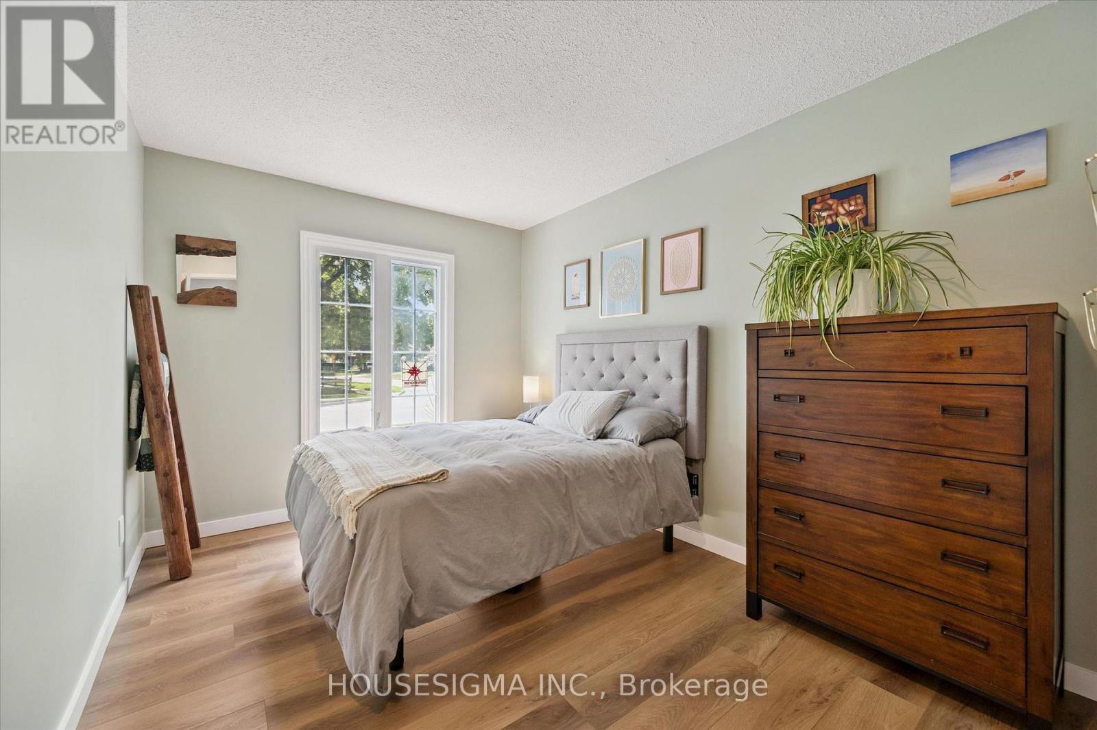 2 KEEWATIN AVENUE - 14