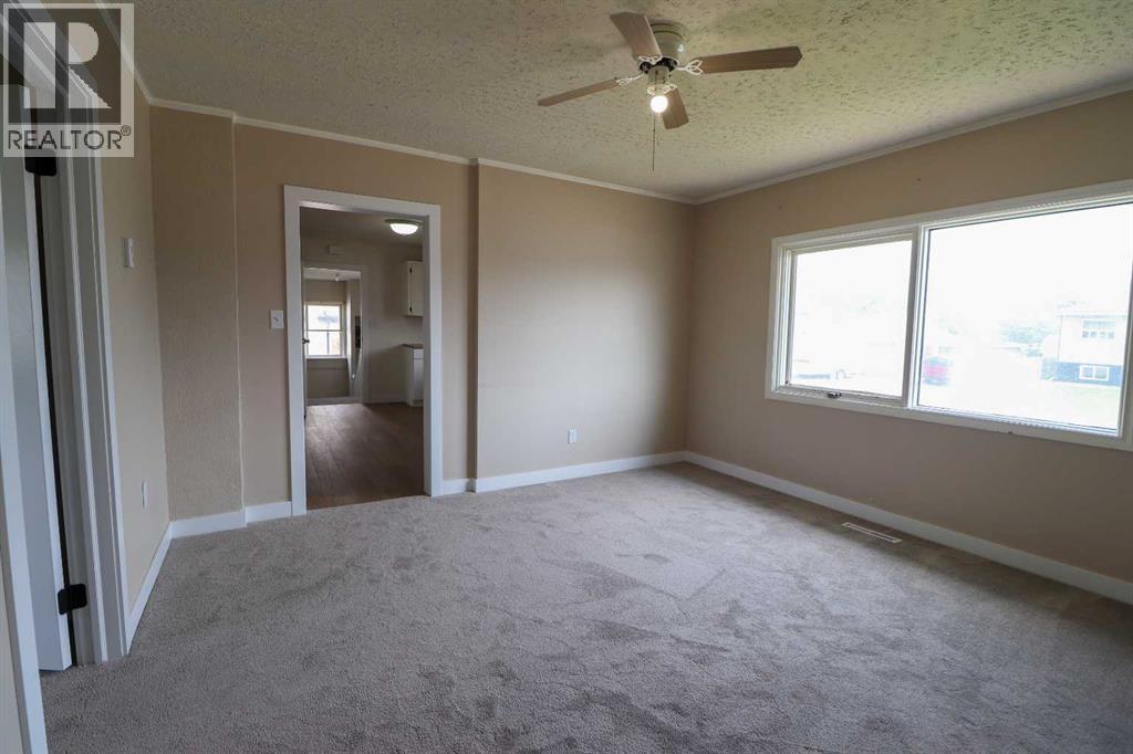 Main Livingroom