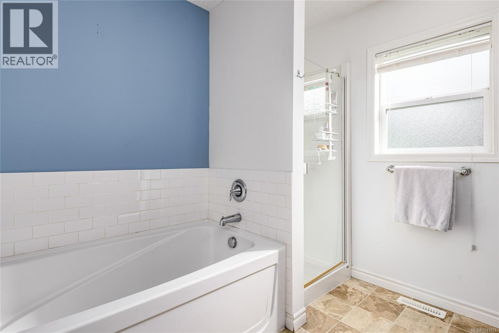 1416 Noel Ave - 19