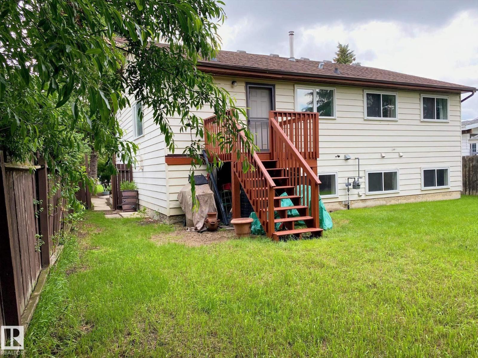 2211 MILLBOURNE RD W NW - 45