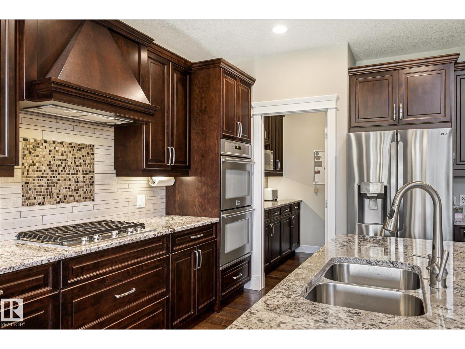 35 EDGEWATER TERR — photo 13