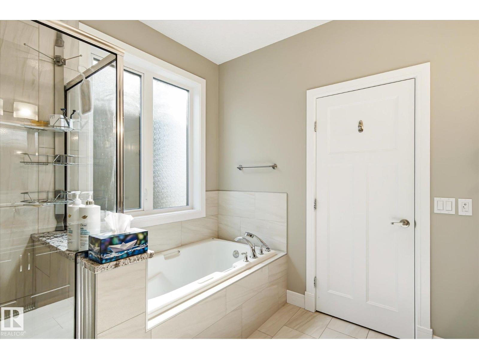 35 EDGEWATER TERR — photo 19
