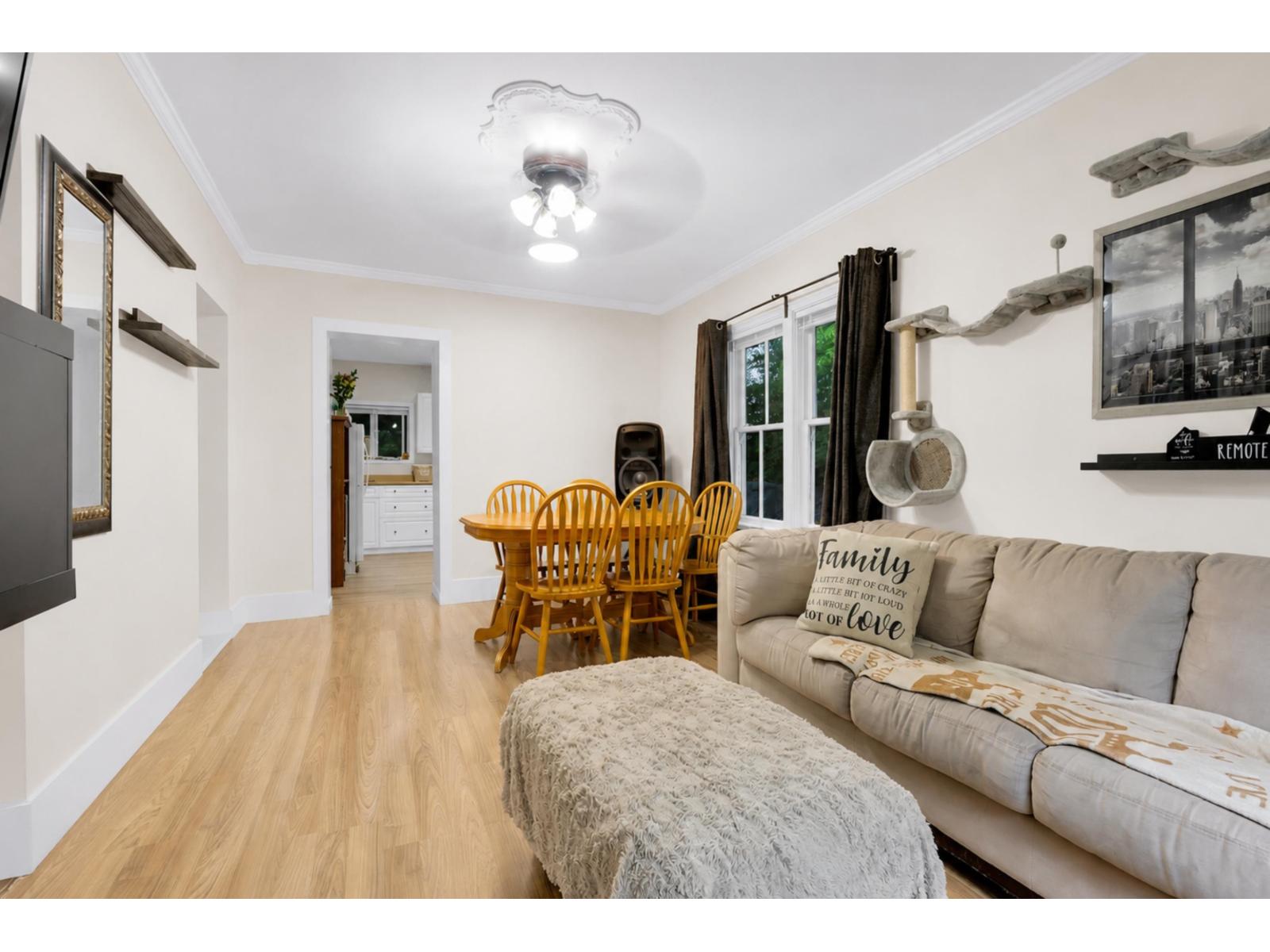 34397 DEWDNEY TRUNK ROAD, Mission