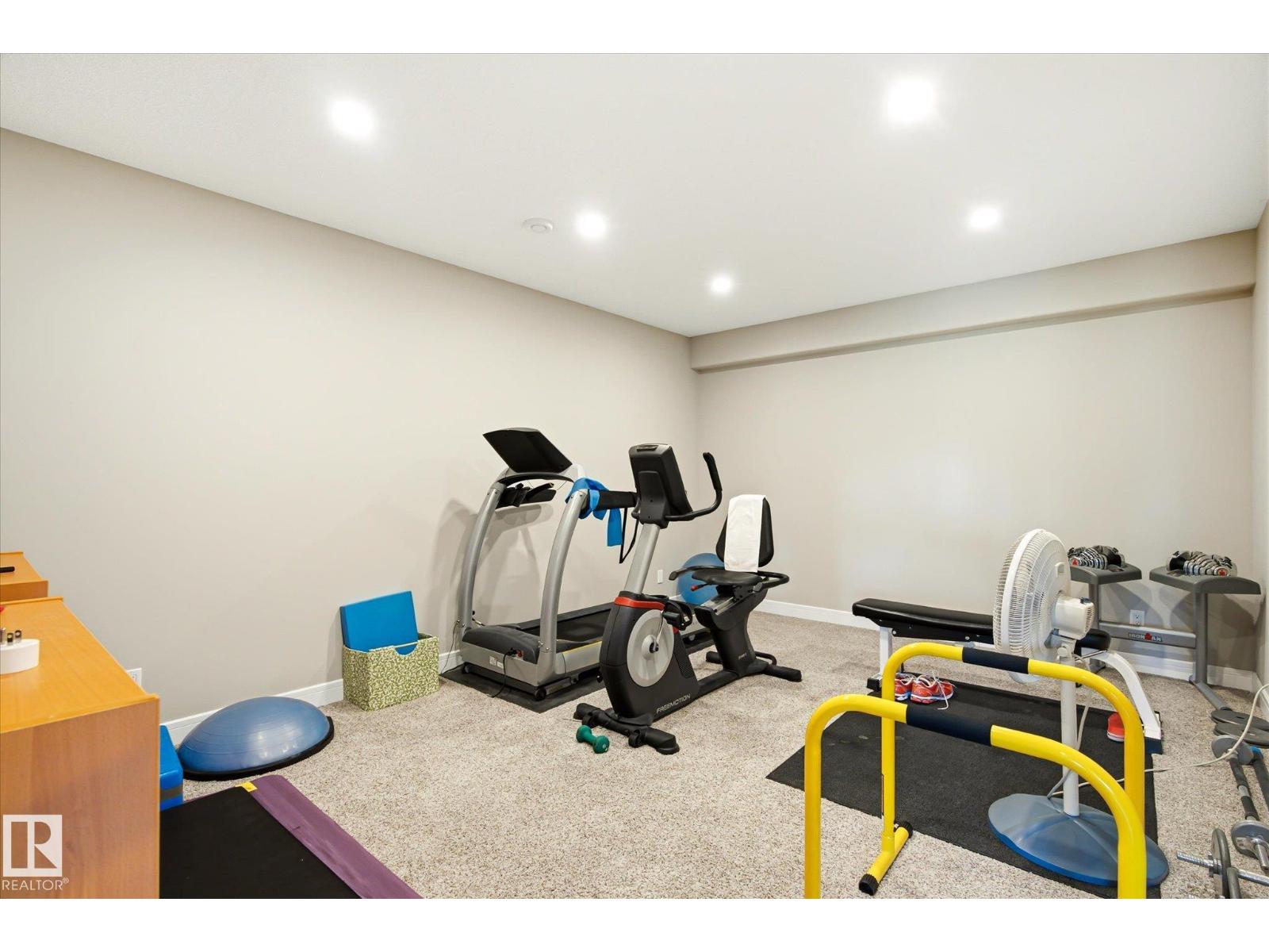 35 EDGEWATER TERR — photo 37