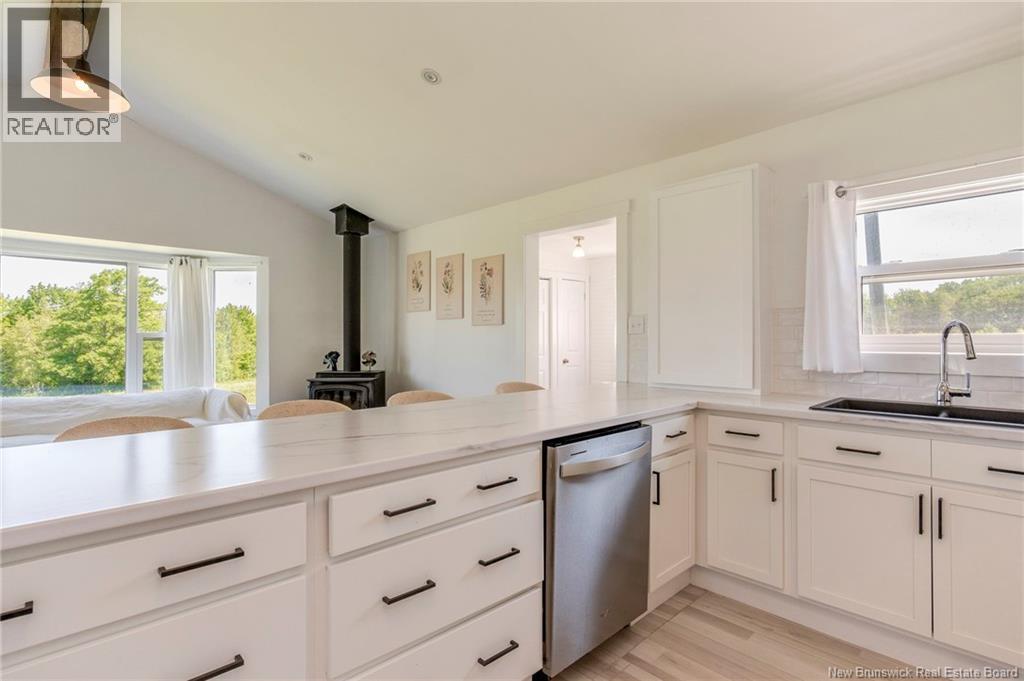 520 Middlesex Road - 11