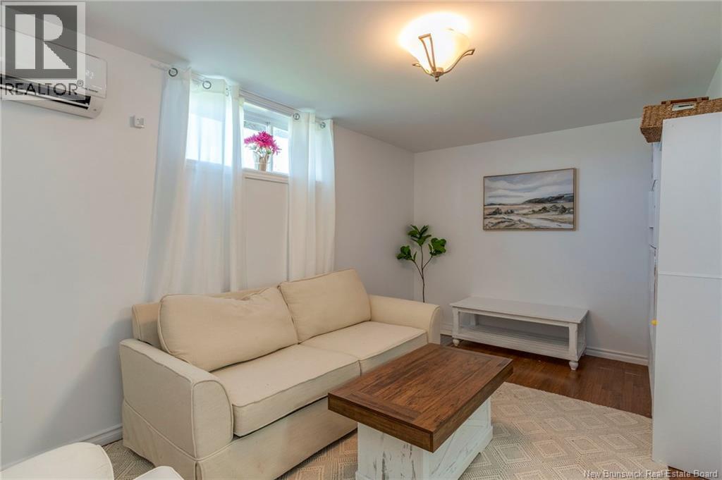 520 Middlesex Road - 34
