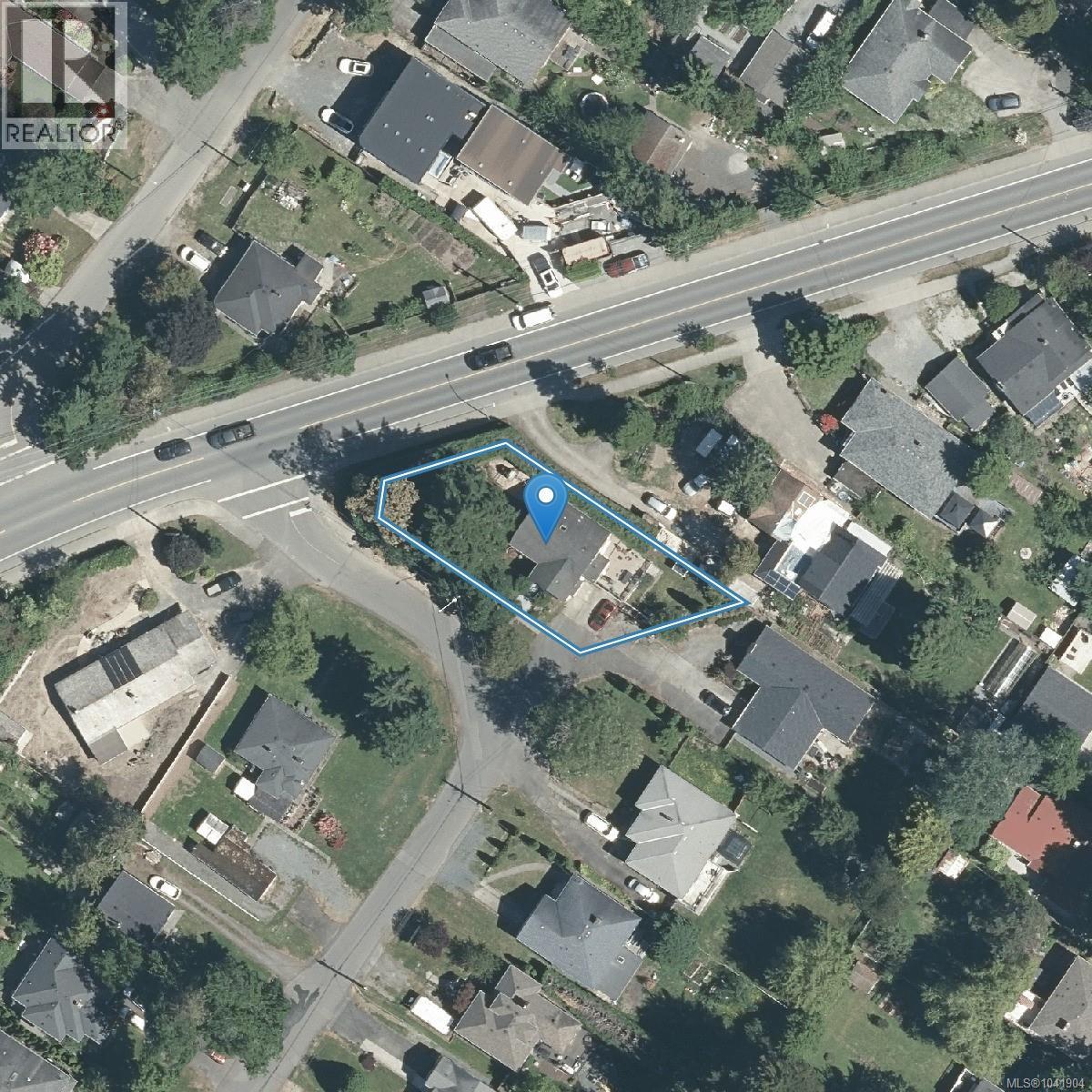  2875 Rockwell Avenue, Saanich