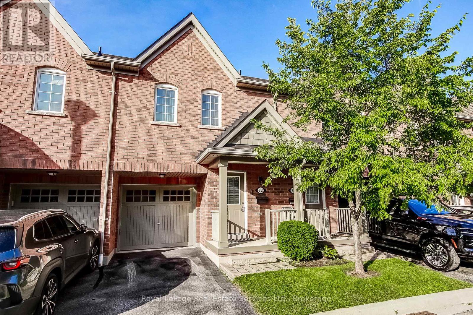 #22 233 DUSKYWING WAY - 2