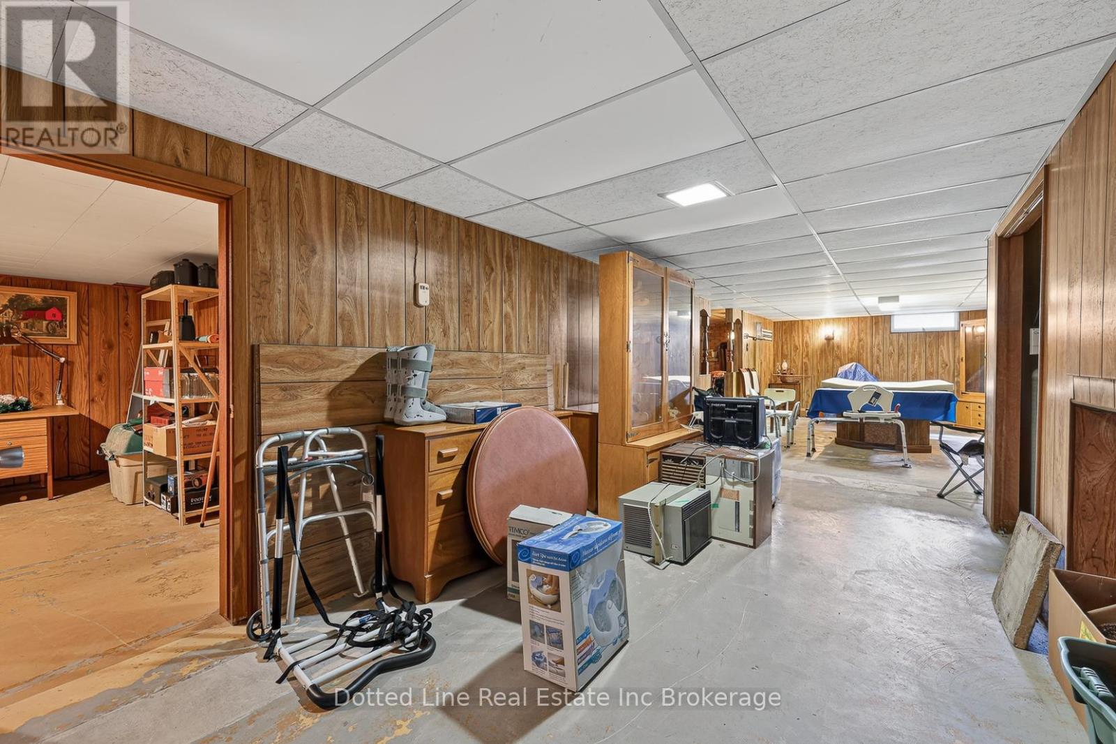 3-bedroom home for sale at 40 PARKDALE AVENUE, Tillsonburg ON · photo 32 of 41