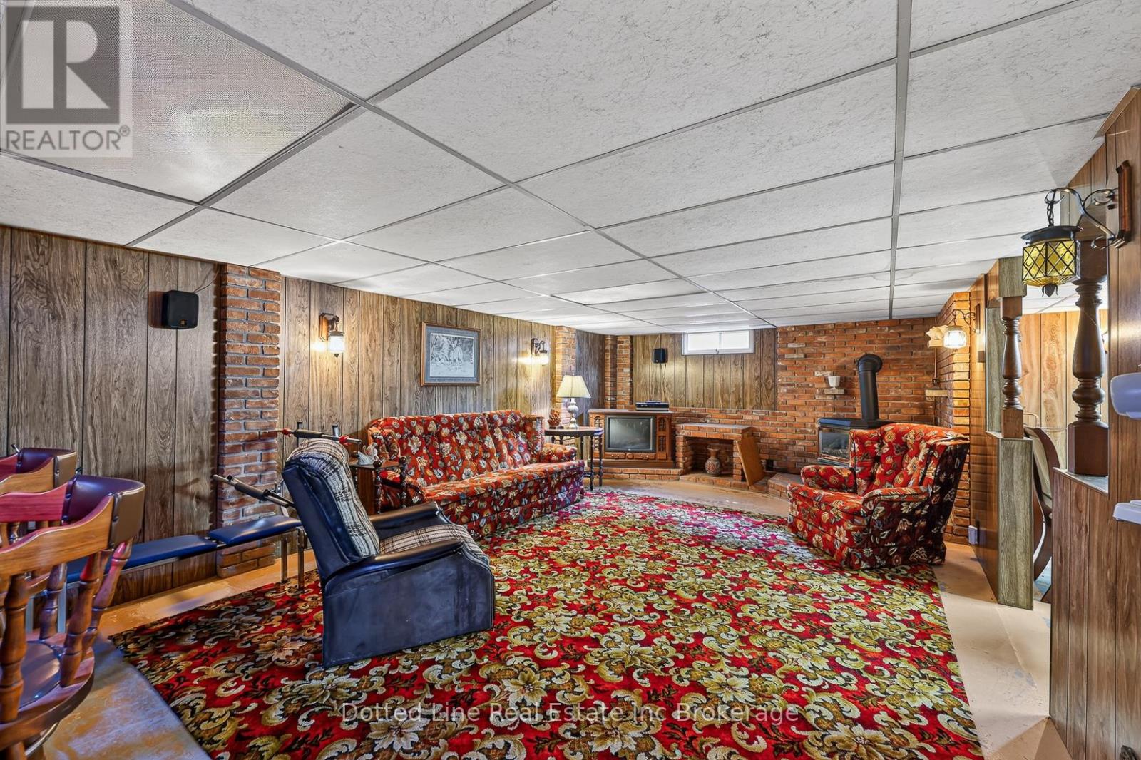 3-bedroom home for sale at 40 PARKDALE AVENUE, Tillsonburg ON · photo 35 of 41