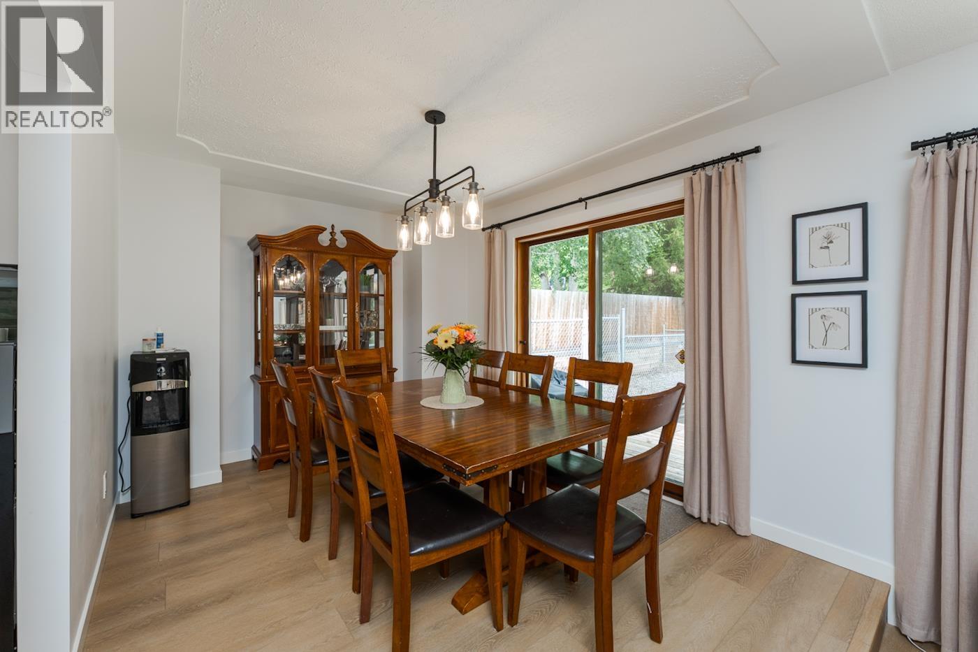 Photo 12 of 40 — 4850 NORTH MEADOW ROAD · Prince George, BC