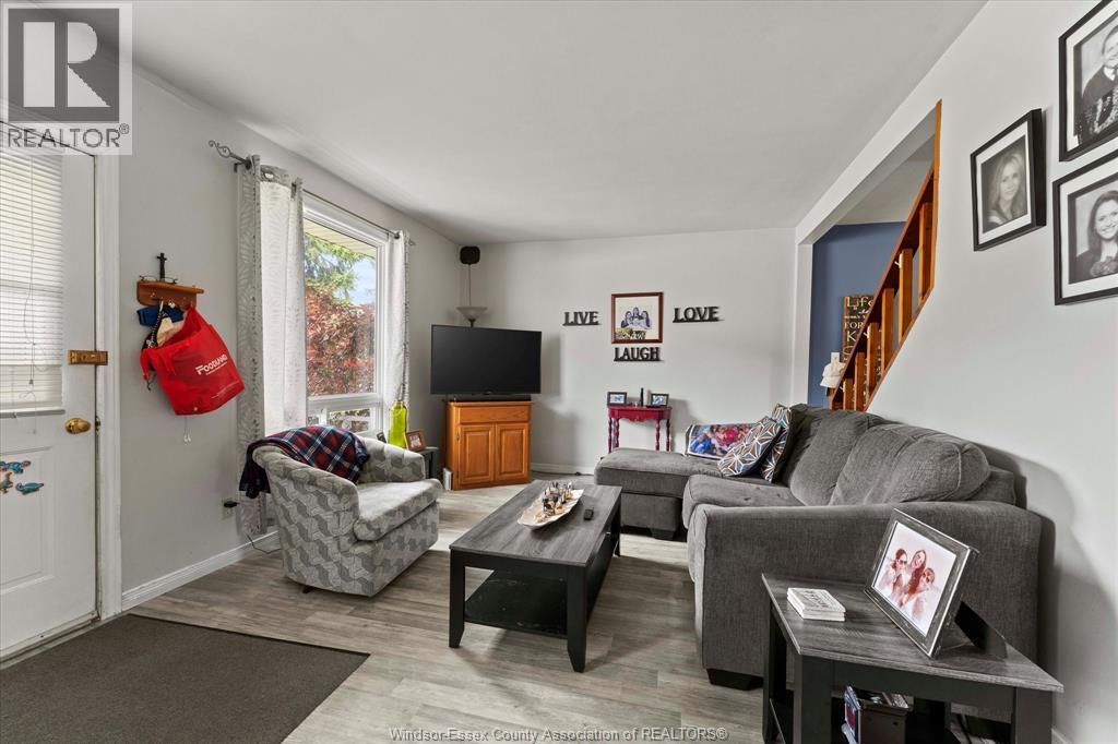 702 Notre Dame STREET - 4