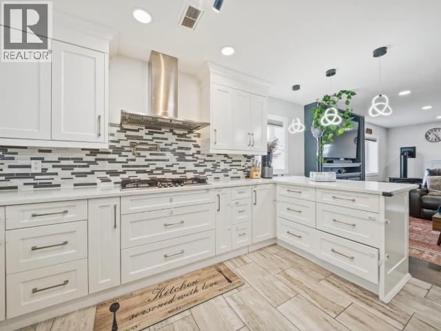 61 EVELYN AVENUE - 15