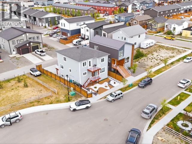 61 EVELYN AVENUE, Whitehorse — photo 2