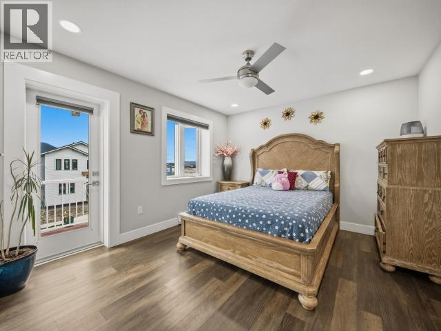 61 EVELYN AVENUE - 24