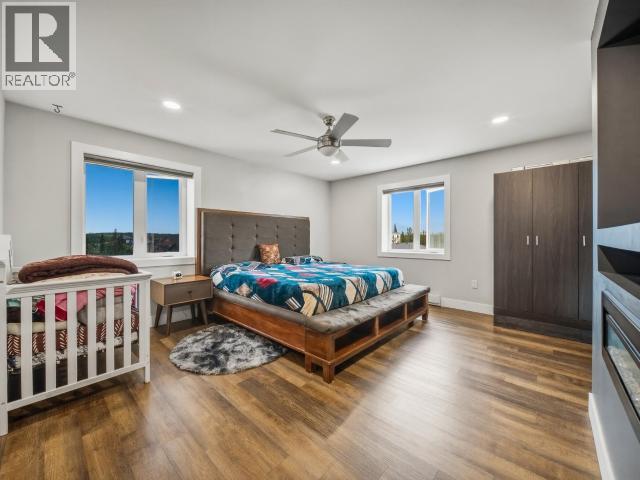 61 EVELYN AVENUE - 28