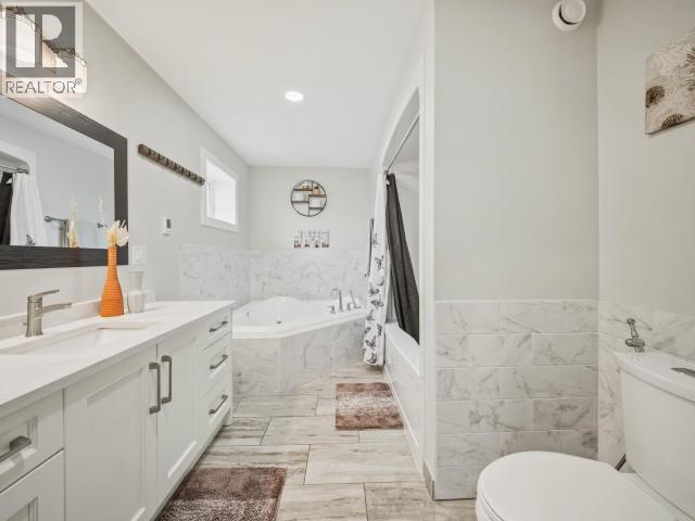 61 EVELYN AVENUE - 32