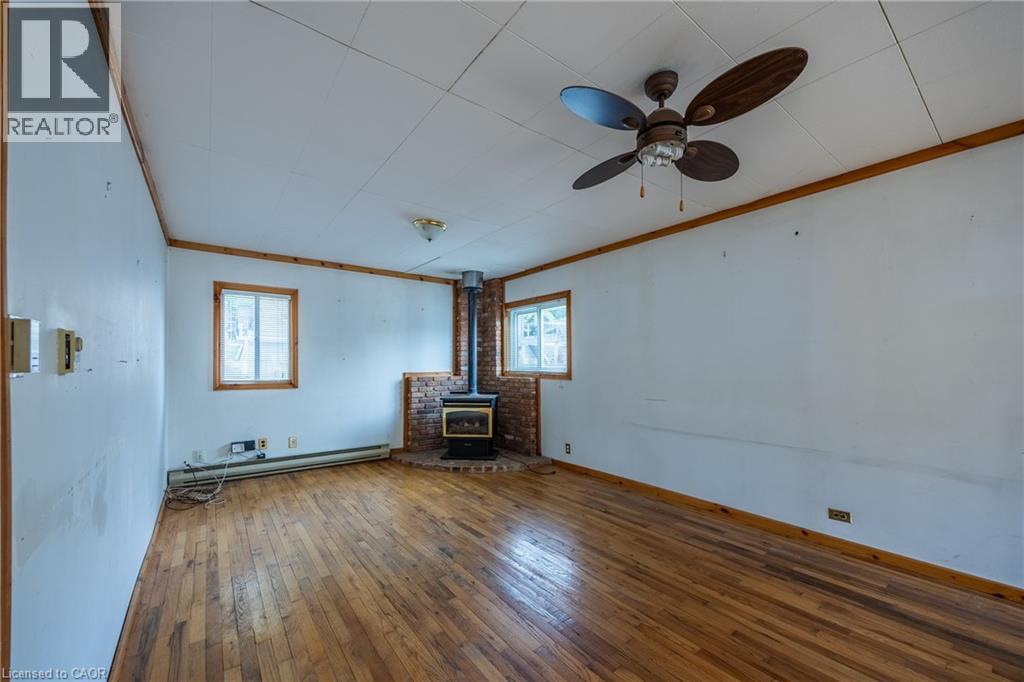 7 DOUGLAS Street - 10