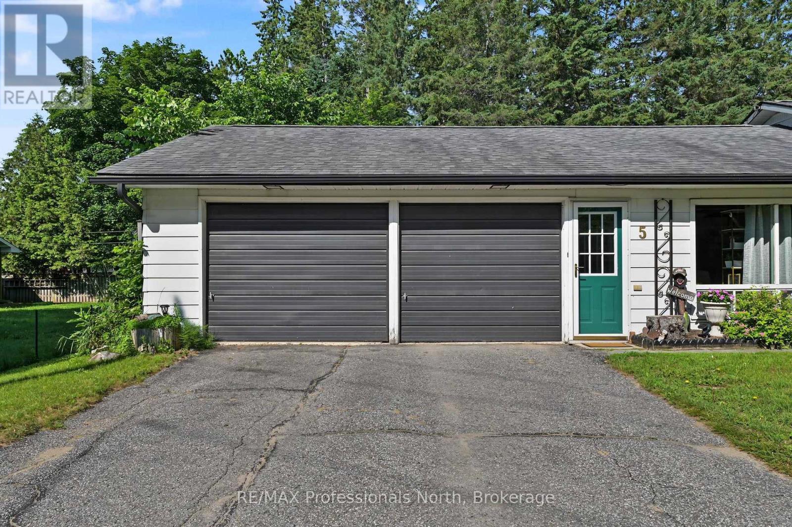 5 STOUFFER STREET - 31