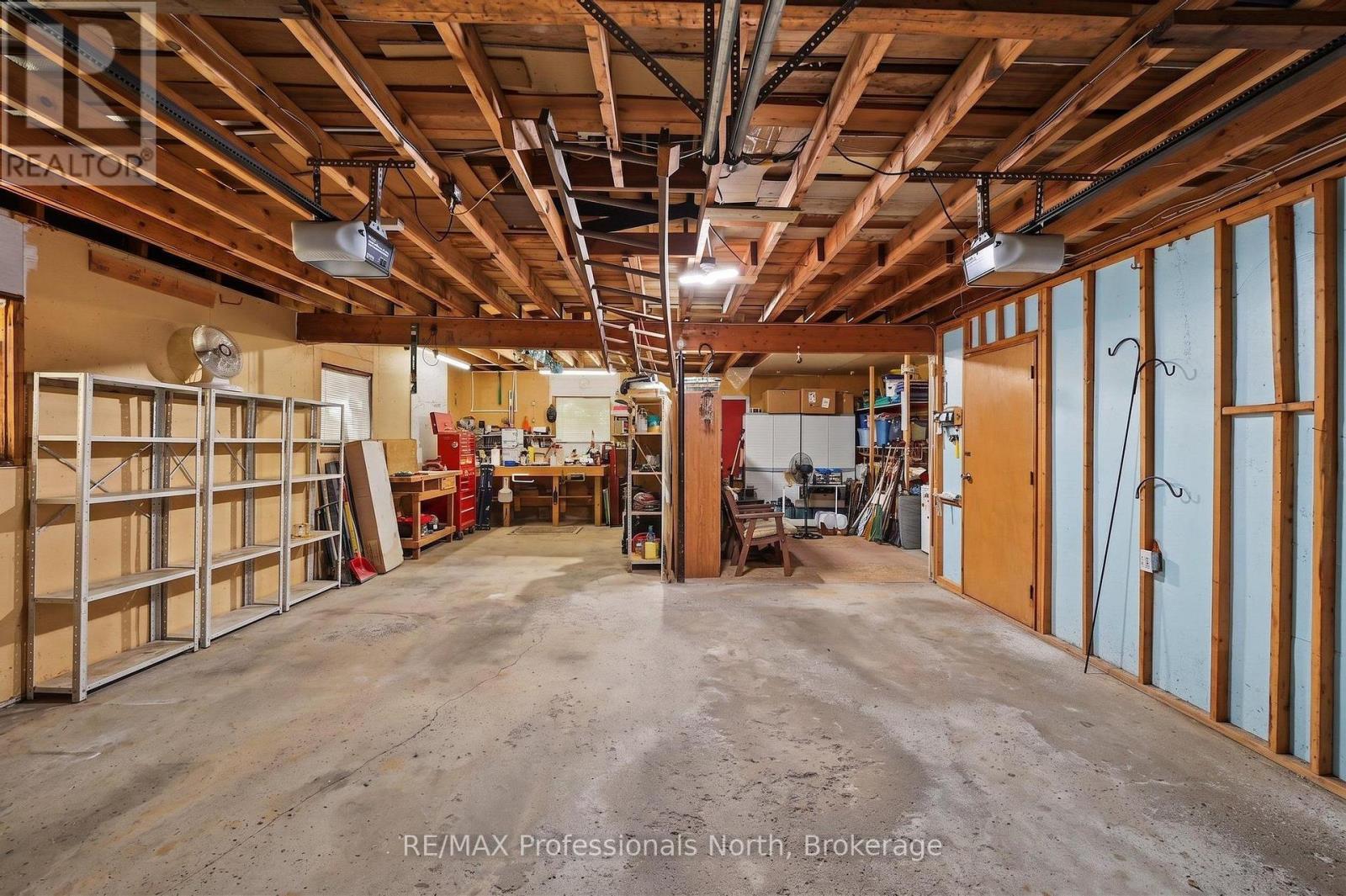 5 STOUFFER STREET - 32