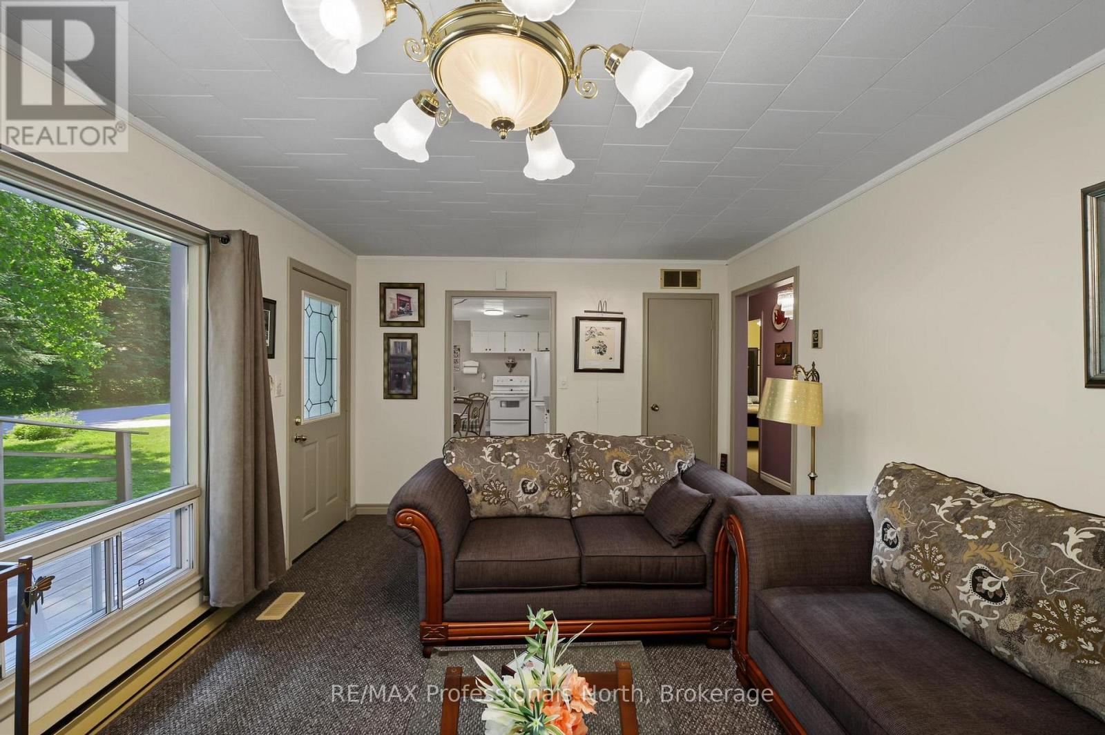5 STOUFFER STREET - 6