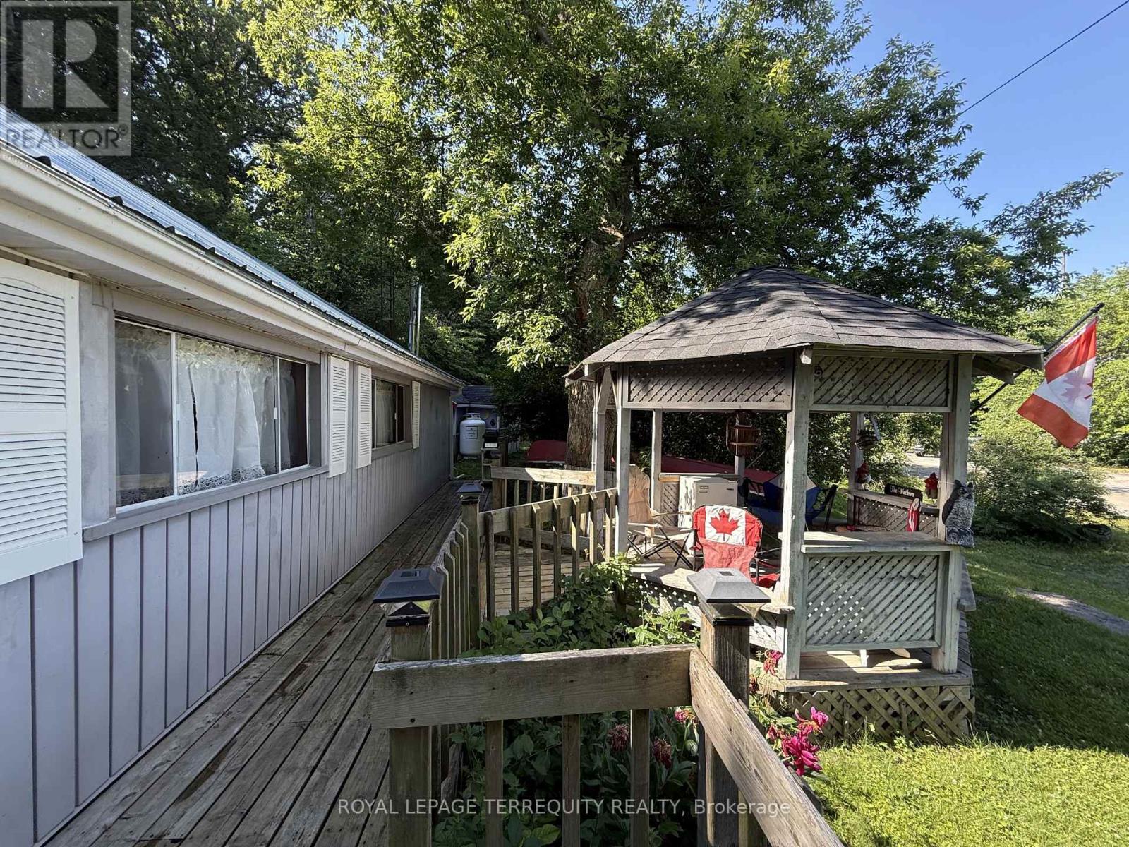 675 HAIGS REACH RD - 5