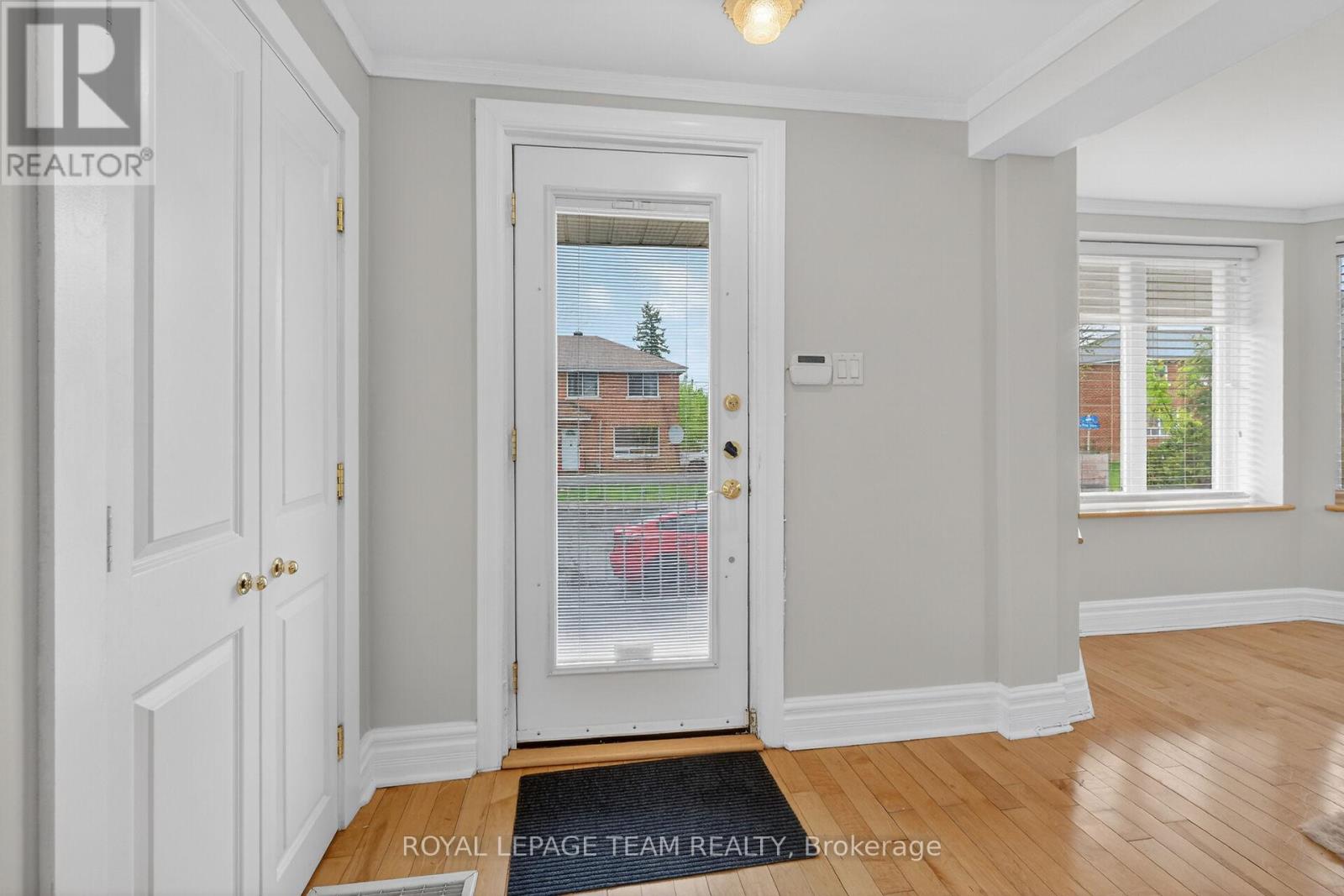 196 PRINCE ALBERT STREET - 4