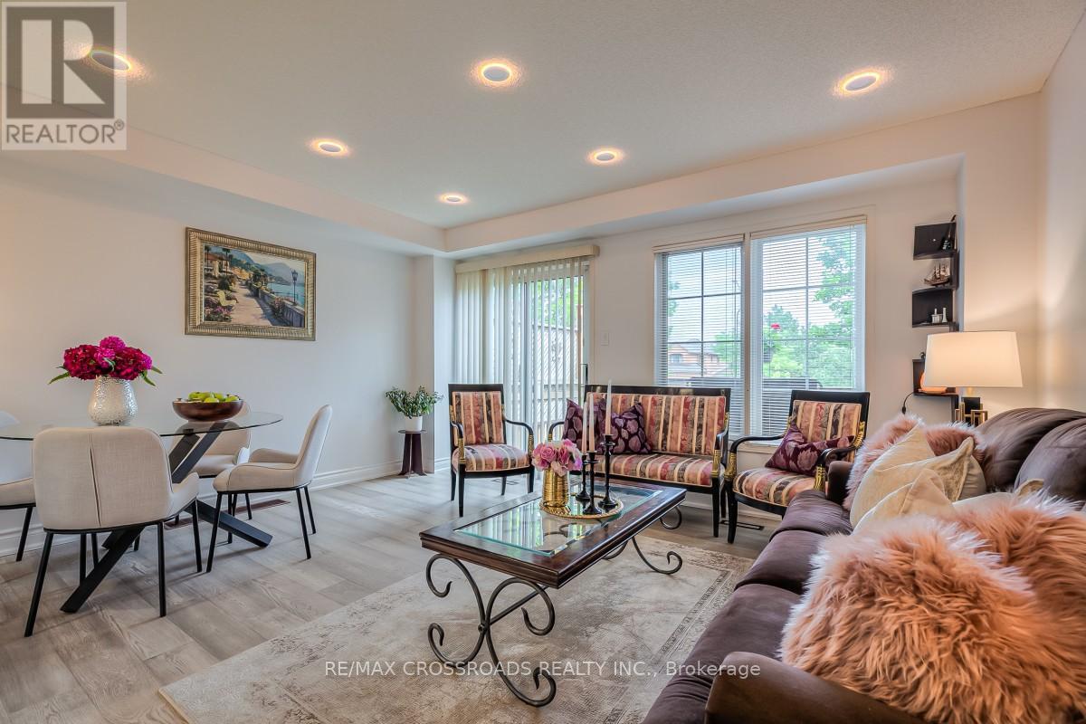 8 LARISSA COURT - 5