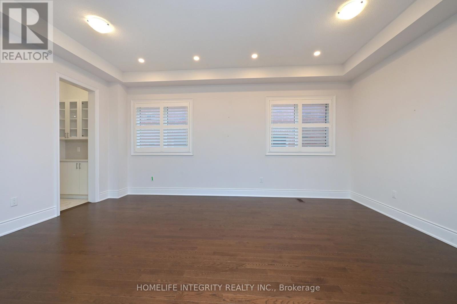 1144 WICKHAM ROAD - 11