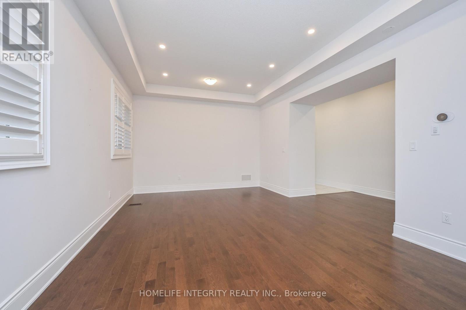 1144 WICKHAM ROAD - 12