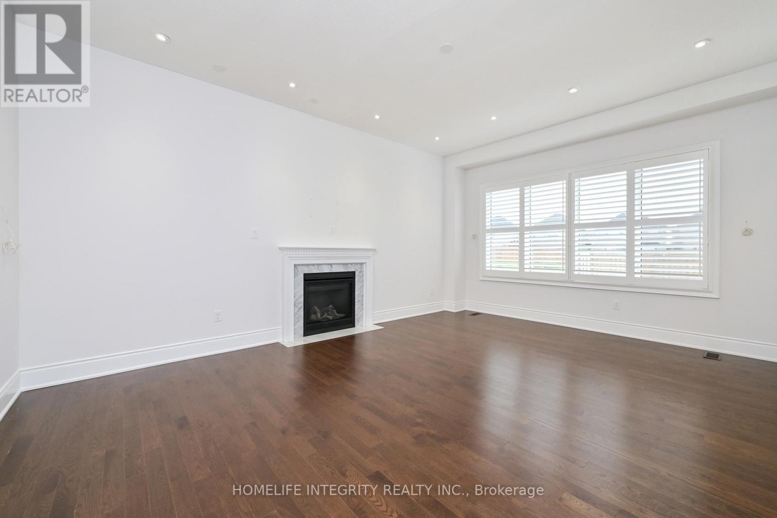 1144 WICKHAM ROAD - 15